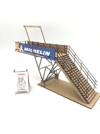 AT-BA Zuschauerplattform